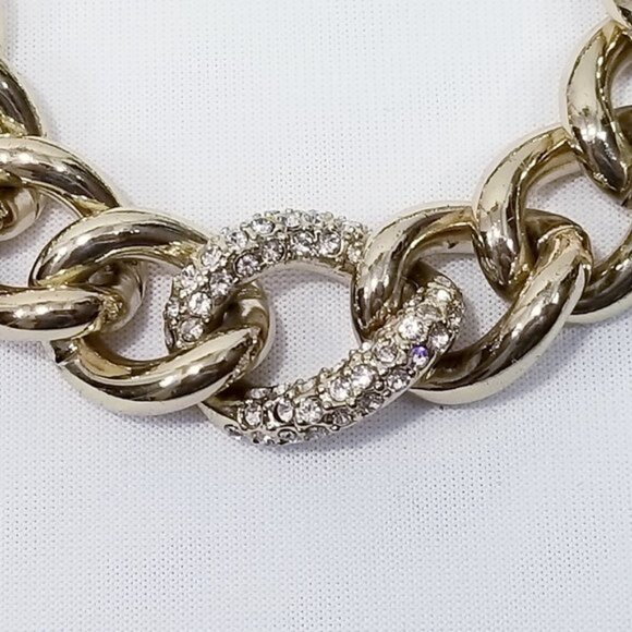 Victoria's Secret Angel Wings Link Bracelet - EUC - Picture 2 of 8